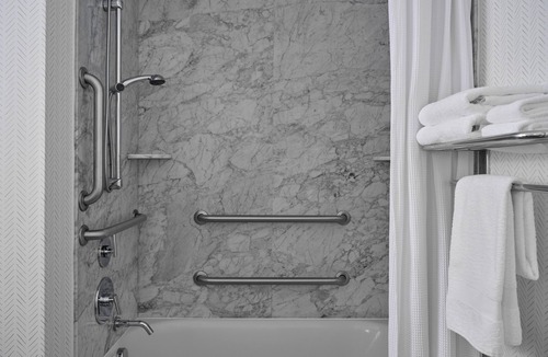 Hanover Hotel | Six South St Hotel