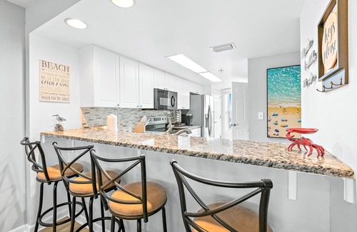 Fort Walton Beach Condo | Sixth-Floor Condo w/Partial Ocean Views, Free WiFi, Balcony, Shared Pool, Tennis