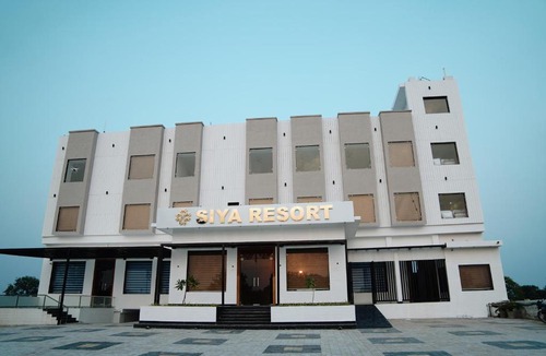 Satna Hotel | Siya Resort