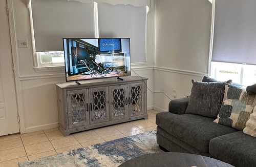 Pascagoula House | Size Matters