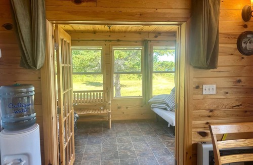 Falcon Lake Cottage | Skøgarmaör Meadow Cottage, Lake Of the Woods, Ward Island