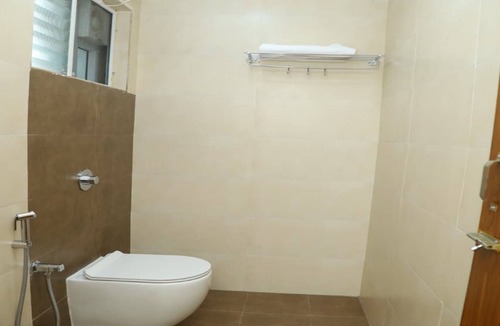Mayiladuthurai Hotel | SK Home Stay