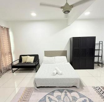 Bandar Baru Bangi Apartment | SK Studio De Centrum Wifi Netflix