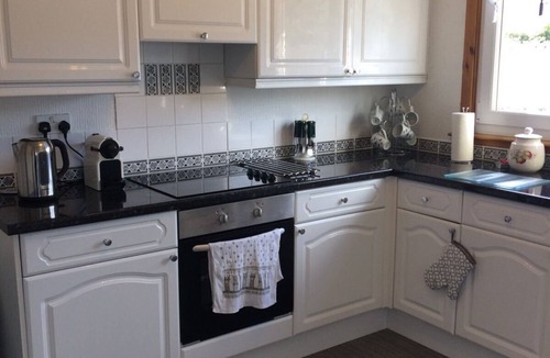 Breakish House | Skerrols in Broadford on the Isle of Skye is a spacious + comfortable