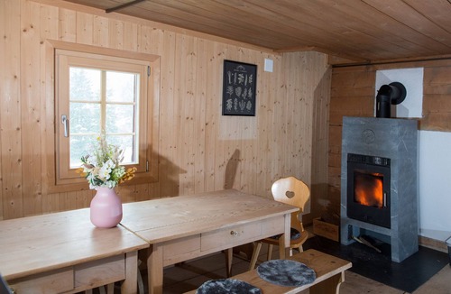 Vaz-Obervaz Ski Chalet | Ski cabin for 10 people right on the slopes