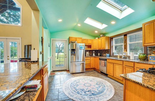 Packwood House | Ski, Fish & Explore: Packwood Home w/Hot Tub!
