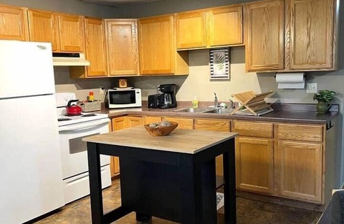 Stambaugh House | Ski getaway with hill view and hot tub- Lower unit