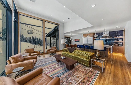 Whitefish Villa | Ski In on Whitefish Mountain 3 BD 3BA Sleeps 12 Incredible SKI Access