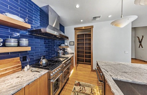 Whitefish Villa | Ski In on Whitefish Mountain 3 BD 3BA Sleeps 12 Incredible SKI Access