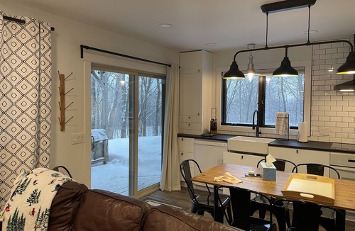 Wakefield Condo | Ski in/out Condo Modern Mountain Top at Snowriver Resort