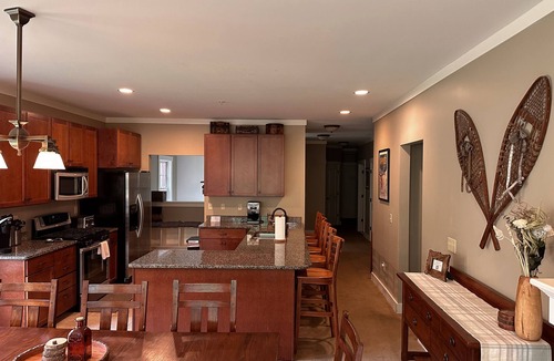 Lincoln House | Ski In-Out Luxury Loon Townhouse, Pool & Spa Access, Sleeps 12, 2 levels!