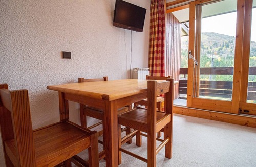 Valmorel Apartment | Ski-in/out studio cabin, pets allowed, Valmorel