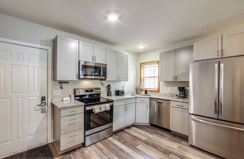 Silvercreek Condo | Ski-in/Ski-Out! Modern Mountainside Stay in Granby