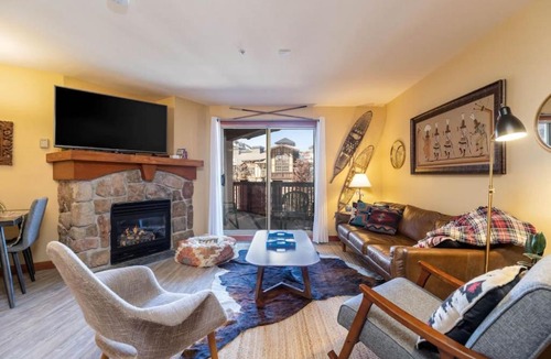 Salt Lake Mountain Resorts House | Ski in Ski out Pool Hot Tub Pool Table Resort View