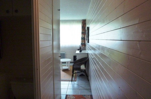 Arette Apartment | Ski-In/Ski-Out Studio for 5 with Mountain Views, Free Parking, and Ski Locker
