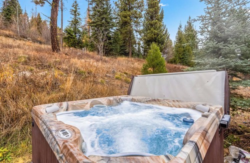 Tamarack Resort House | Ski-in, Ski-out Townhome on Tamarack!