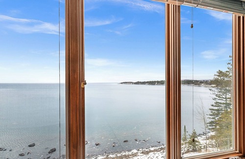 Two Harbors Condo | Ski Lodge Executive Suite w/pool & hot tub
