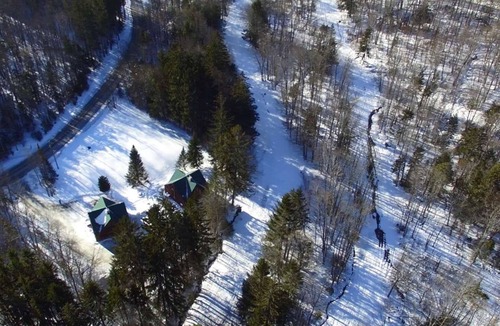 Killington House | ☆ SKI ON & OFF ☆ Spruce Glen B on Great Eastern Trail w/AC, Fireplace, Sauna