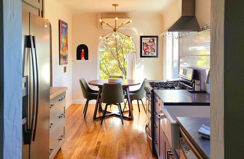 Old Southwest Cottage | Ski, Shop & Explore: Walkable Midtown Reno Oasis!