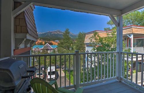 Historic District House | Ski & Unwind Fireside: Main St Condo in Tannhauser