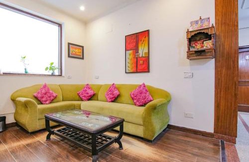 South City I House | SKS Excel Inn