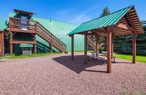 Coram Cabin | Sky Eco - Wolf Den Cabin