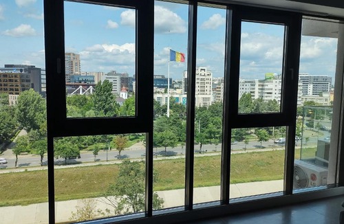Iasi Apartment | Sky Frame