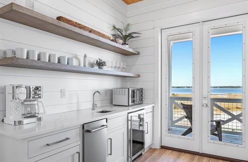 Pensacola House | Sky High- pup friendly home w/pool, sleeps 26!