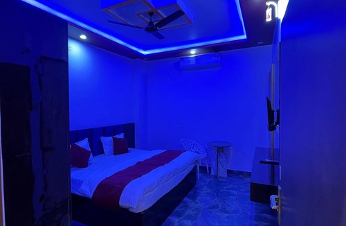 Lucknow Hotel | Sky Hotel