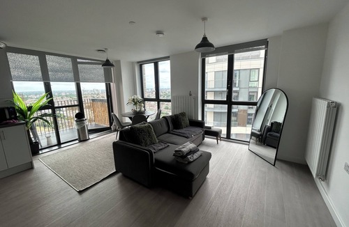 Barking Apartment | Sky Line Apartment