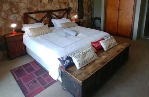 Hartbeespoort Cabin | Sky Lodge