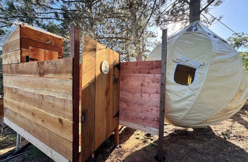 Dunlap Apartment | Sky Pod#3/Tree Tent #3