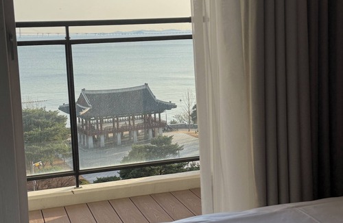 Yeongjong-dong Hotel | Sky Stay