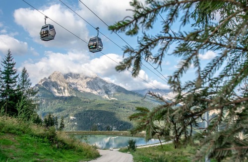 Mitterbach Apartment | Sky, stone pine & mountains - your wellness oasis with its own sauna in Berchtesgaden