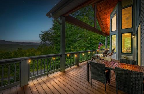 Whittier House | Sky View - Luxury Mountain Golf Home