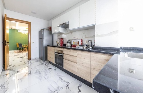 Quartier Administratif Apartment | Sky view