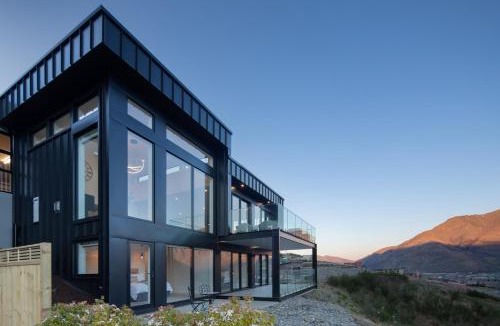 Frankton Villa | Sky Villa A