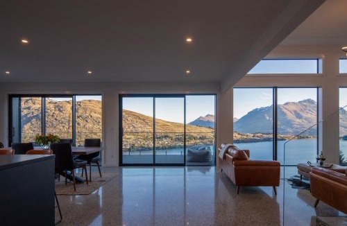 Frankton Villa | Sky Villa A