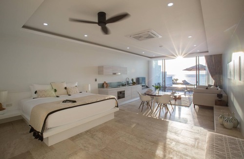 Moo 5 Villa | Skye Beach Hotel