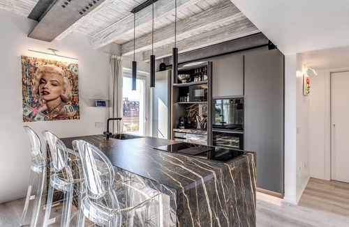 Zona Farini Apartment | SkyJungle: luxury penthouse private pool and spa