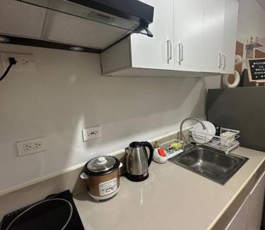 Novaliches Hotel | Skylake Staycation