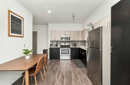 Pioneer Square Apartment | Skyline Haven | Downtown Seattle | 30+ Nights!