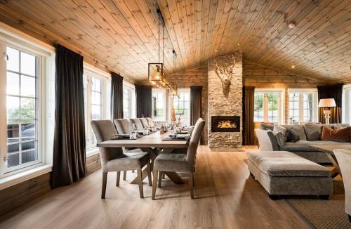 Stryn House | Skyline Lodge