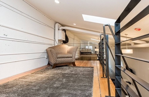 Bridgeland Apartment | Skyline Penthouse |BBQ, Sleeps 8