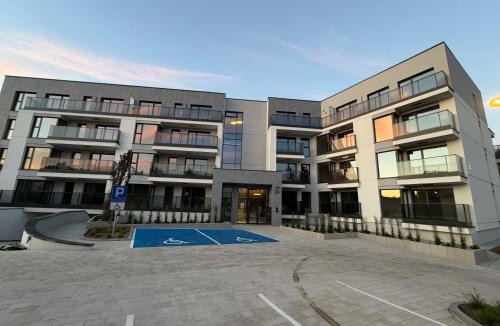 Lomza Apartment | Skyline Residence