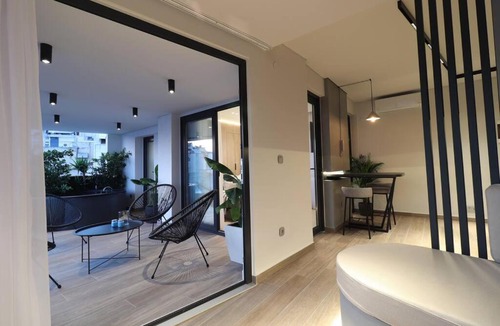 Agios Pavlos Apartment | Skyline Suite&Spa