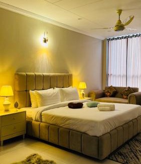 Fatehjang Apartment | Skyline Transit Studio - 2 Min Drive Airport & Motorway