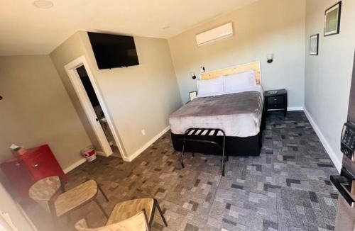 Stroud Hotel | Skyliner Motel