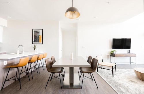 Highland House | Skytop Perspective | 2BR LoHi Loft