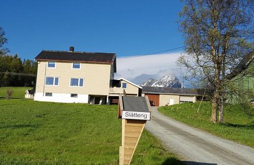 Svensby House | Slåtteng